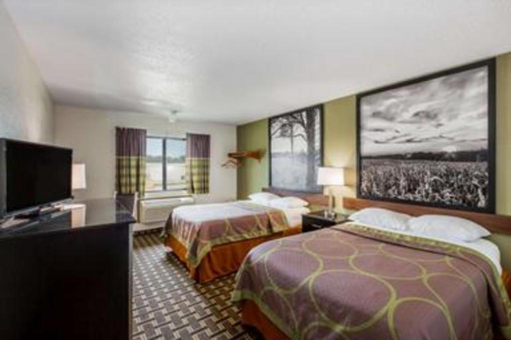 Super 8 By Wyndham