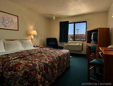 Hotel Super 8 By Wyndham 2*