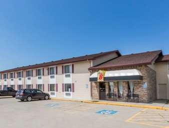 Super 8 By Wyndham Hotel