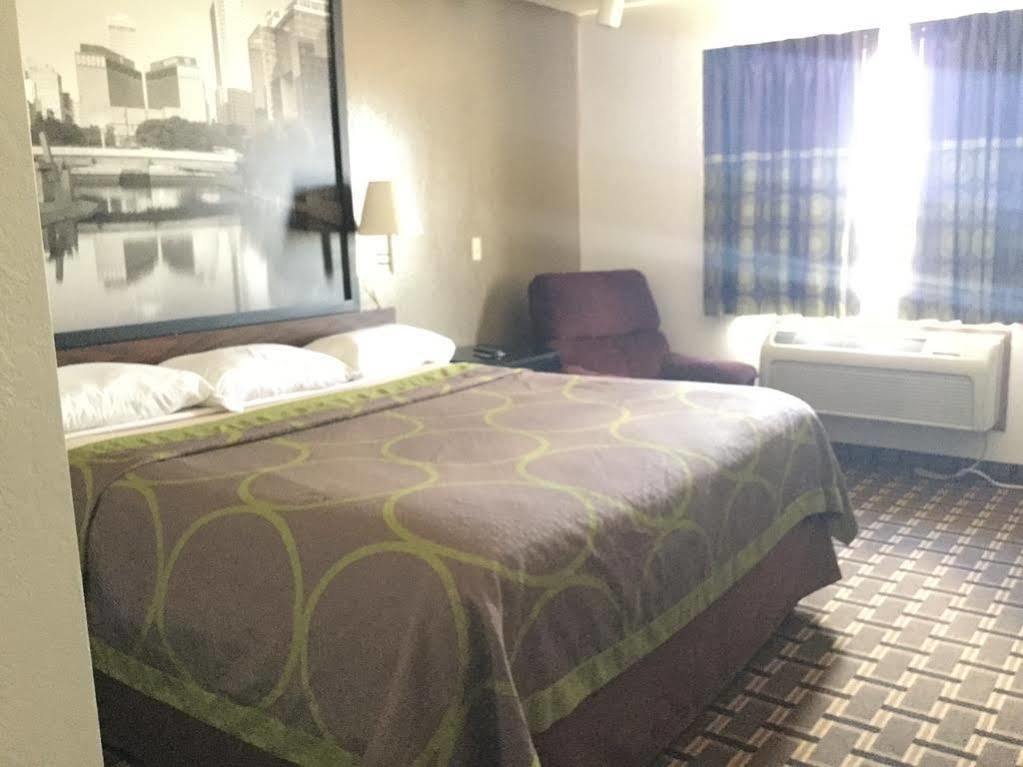 Hotel Super 8 By Wyndham
