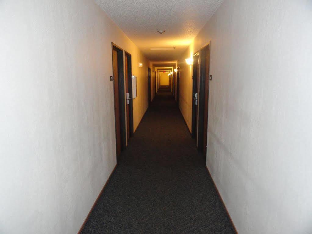 Super 8 By Wyndham 2* Wayne