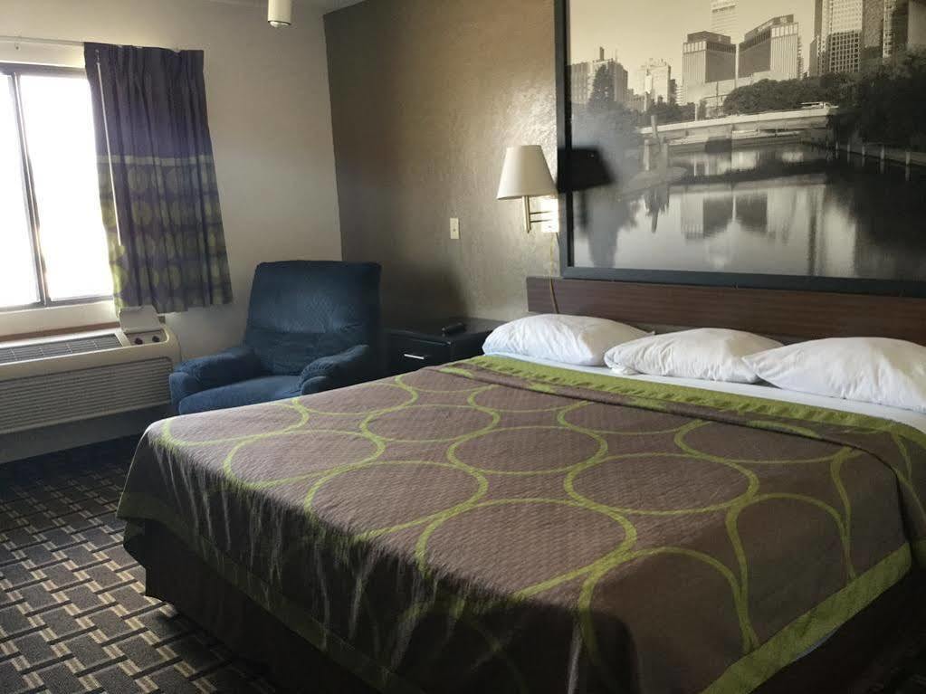 Super 8 By Wyndham Hotel Wayne